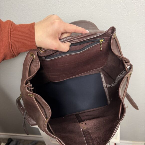 M LONDON, BACKPACK, DARK BROWN, PEBBLE GRAINED LEATHER main image 8
